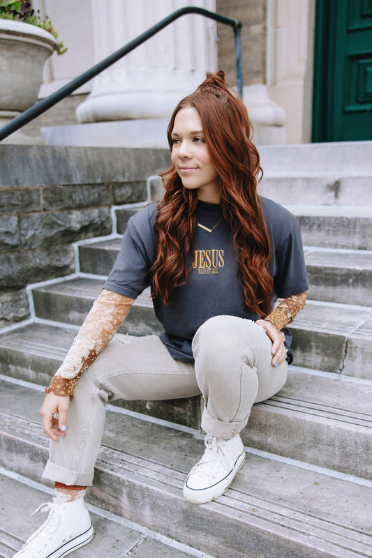 Jesus Paid It All Graphic Heavyweight Tee